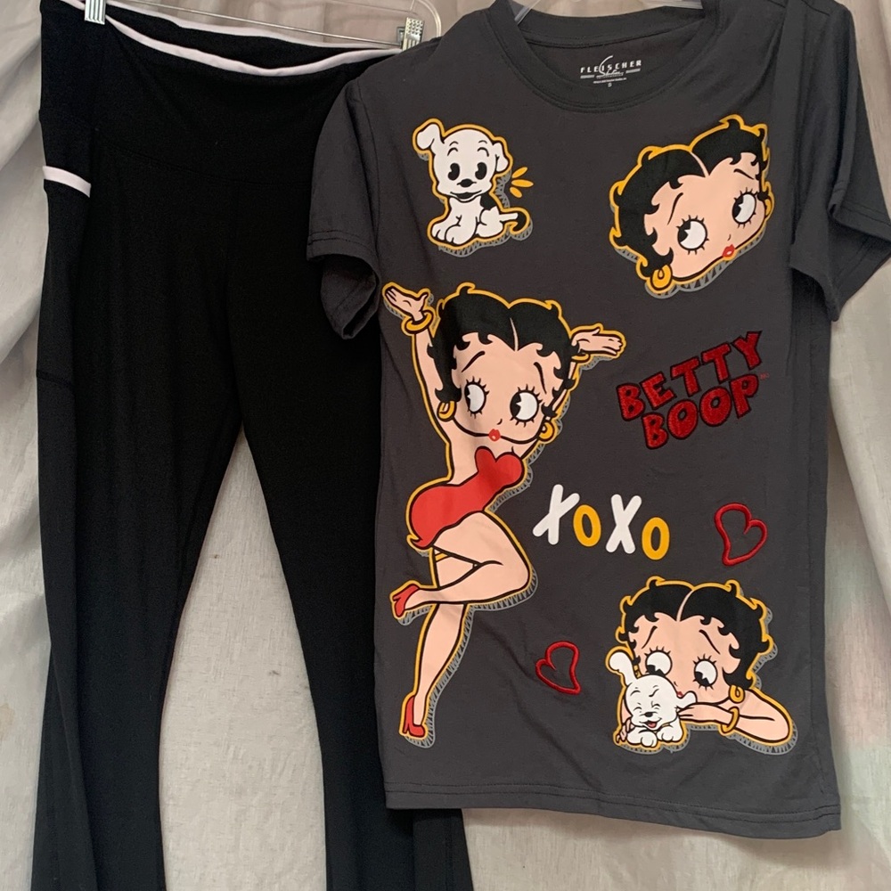 Betty Boop Gray Graphic Tee with Red and Yellow Accents